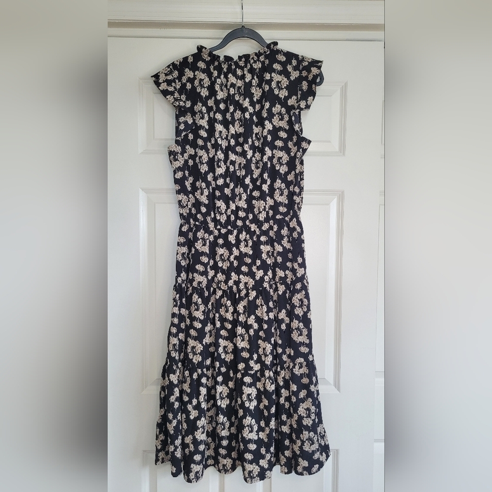 Grade & Gather Black Floral Tiered Midi Dress - Size M - Picture 2 of 6